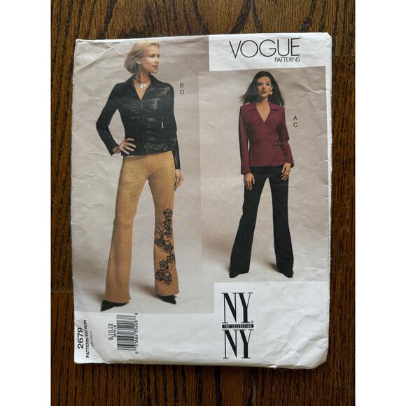 UC FF Vogue Sewing Pattern 2679 NY The Collection Ruched Top Opt Flare Hem Pants - Picture 2 of 9